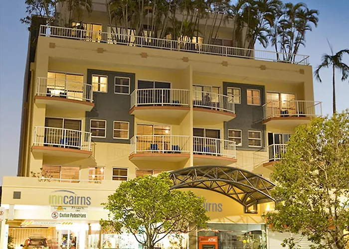 Inn Cairns